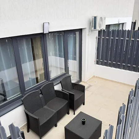 Cozy Crib Apartman *
